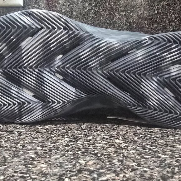 New Adidas AE1 Anthony Edwards ASCENT PACK Mid Size 9 M or 7 M Basketball IG666 - Picture 5 of 16